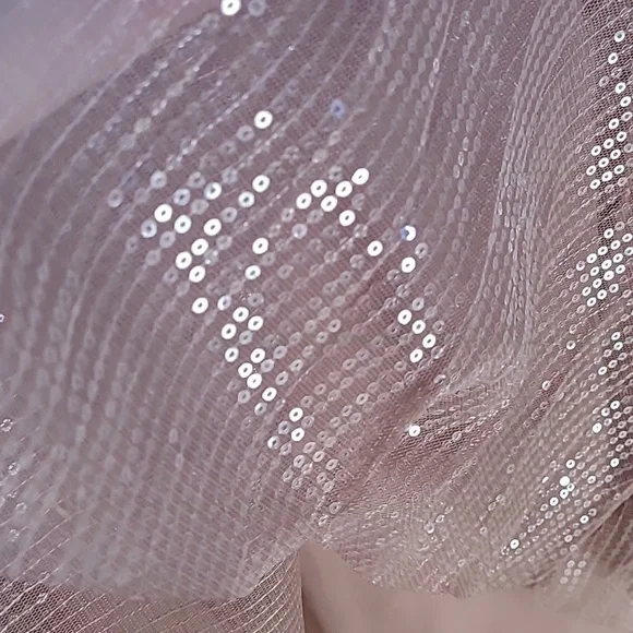 SZ6 NWT H&M Sequined Halter Dress - Picture 4 of 12